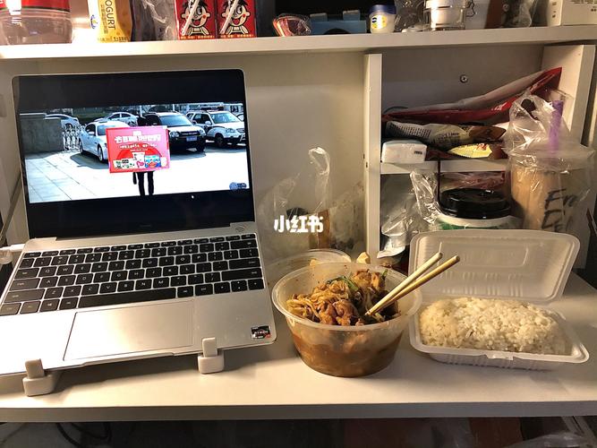 宿舍内卷之上铺改造哈哈哈哈哈哈哈哈哈哈哈_内卷_宿舍改造_家居家装