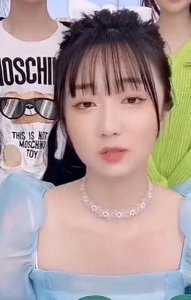 徐婕与赵梦澈分手:我现在单身!徐婕被斥"黑心电商",加入辛选才洗白的!