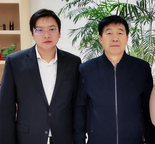 郭希宽和郭希志被爆是亲兄妹,知情人:已找到手环,真相揭晓!