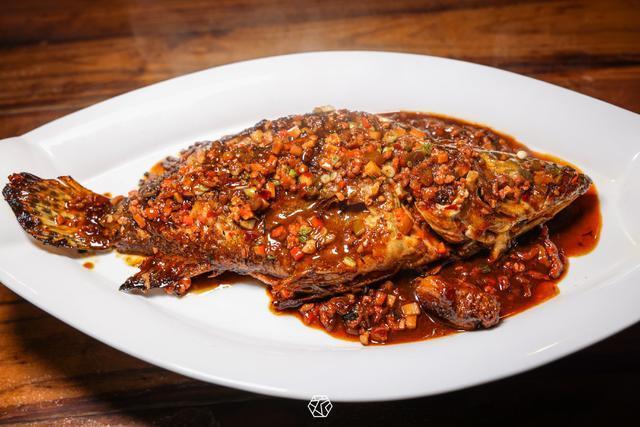 苏州人钟爱吃鳜鱼新年除了松鼠鳜鱼来一道干烧鳜鱼甚好