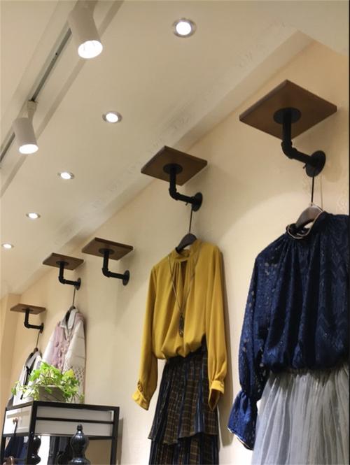 [旺德福服装货架] 复古水龙头展示架鹿头点挂 铁艺墙上挂衣服版正挂