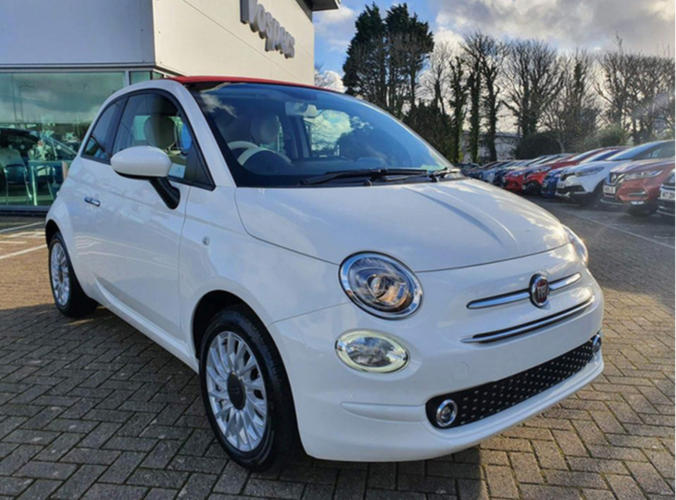 菲亚特500敞篷版实拍图曝光 外观设计小巧可爱_凤凰网