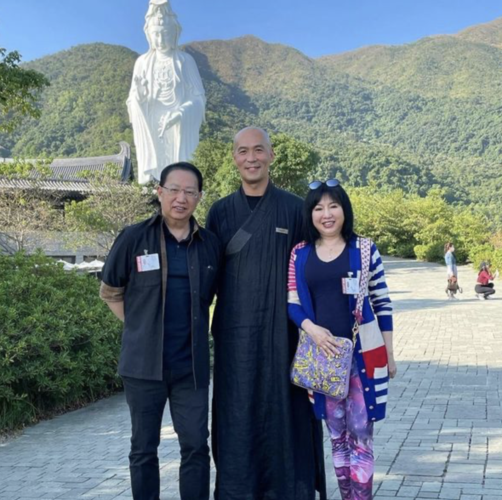 周海媚前任林伟亮罕露脸,看破红尘出家11年,戾气大减慈眉善目