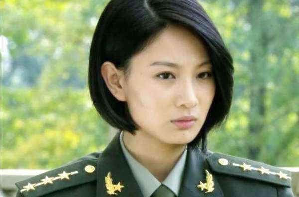 中饰演小影,丫头;在《我是特种兵之利刃出鞘》中饰演林晓晓;在《特种