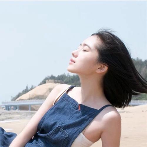 女头 侧脸 短发