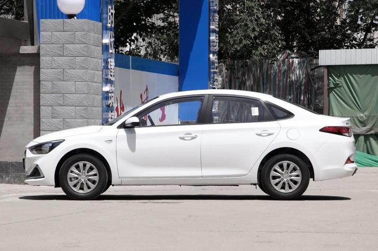 现代新悦动怎么拆收音机面包车收音机拆解图片