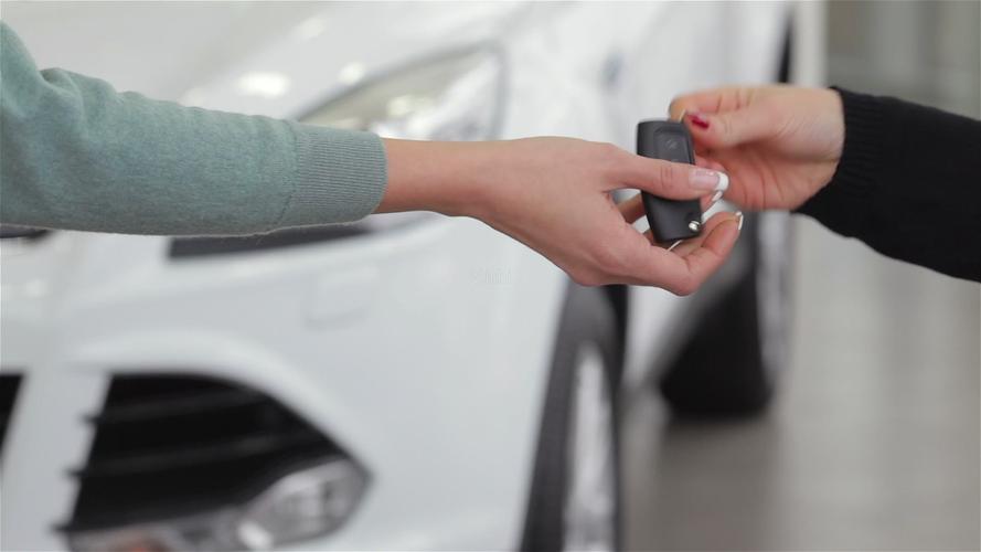 4s店汽车销售成交交车钥匙_1920x1080_高清视频素材