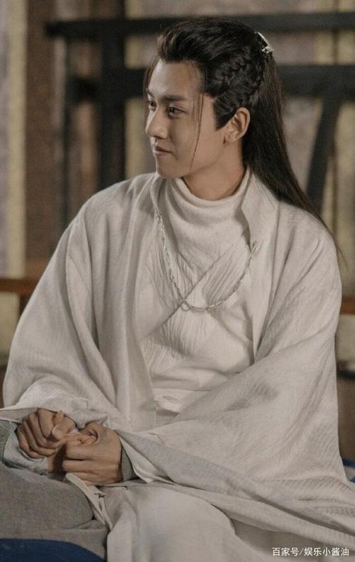 《一寸相思》左卿辞张耀美照分享,虽不火,但演技真是