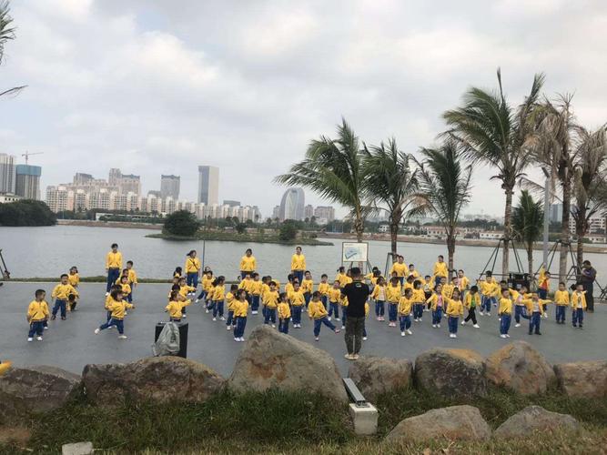 海口市水云天幼儿园 ——红城湖郊外活动.