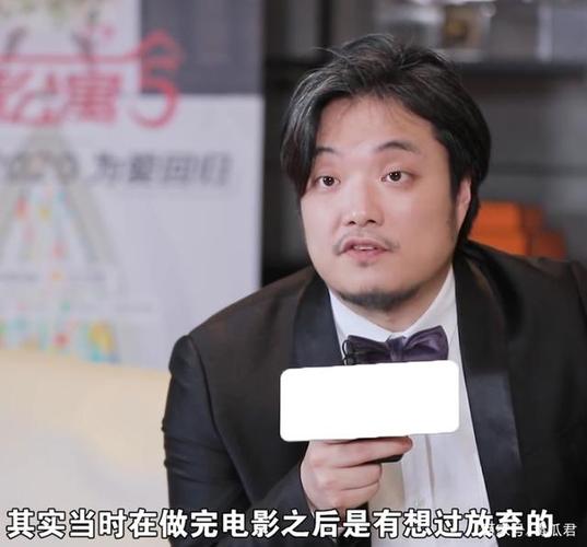 《爱情公寓》的最后一季完成时,导演韦正很直白地说:"当时走路演(大