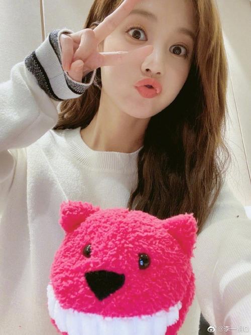素颜女神李一桐,美出新高度!