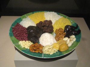 简介/杂拌儿 编辑 老北京过年时,孩童们最喜欢吃的不是那饺子和年菜