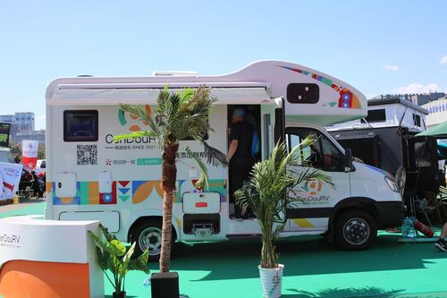 啃逗房车亮相2021第十届中国国际房车展览会