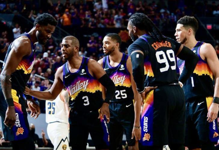 保罗梦回巅峰,太阳队3比0领先,有mvp的掘金队惨遭横扫