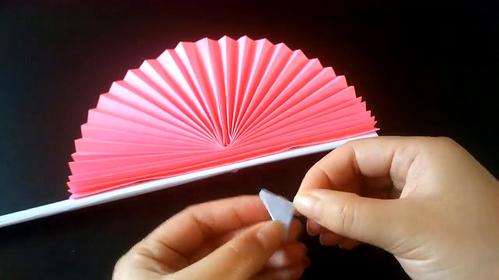 扇子手工制作:做法简单关键漂亮
