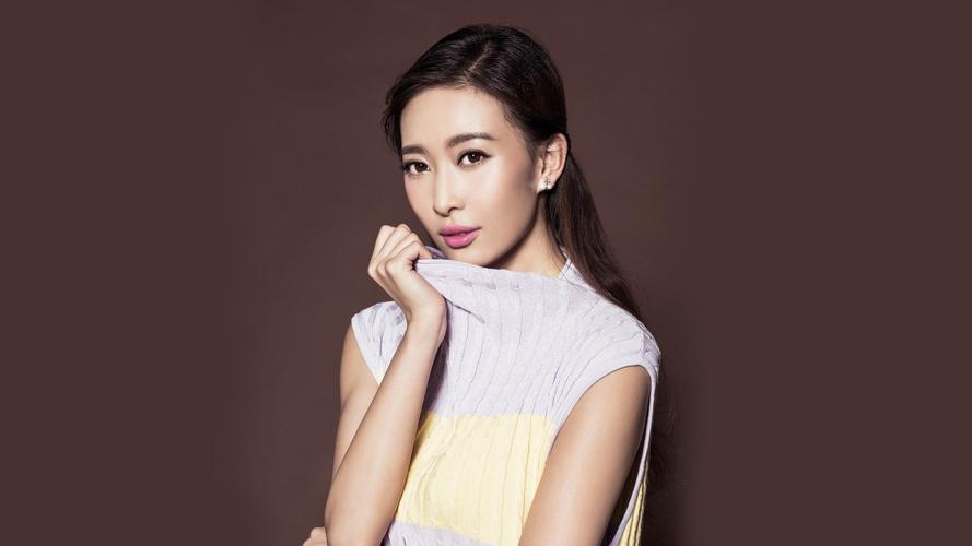 美女演员周知桌面壁纸