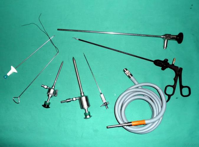 6 宫腔内流产不全的残留物去除,嵌顿节育器的取出 7 宫腔镜的引导下