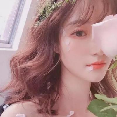 qq头像清纯长发女生白色