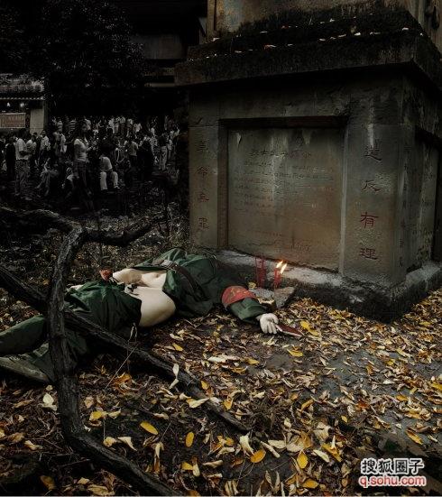 红卫兵墓前的凄壮悲凉