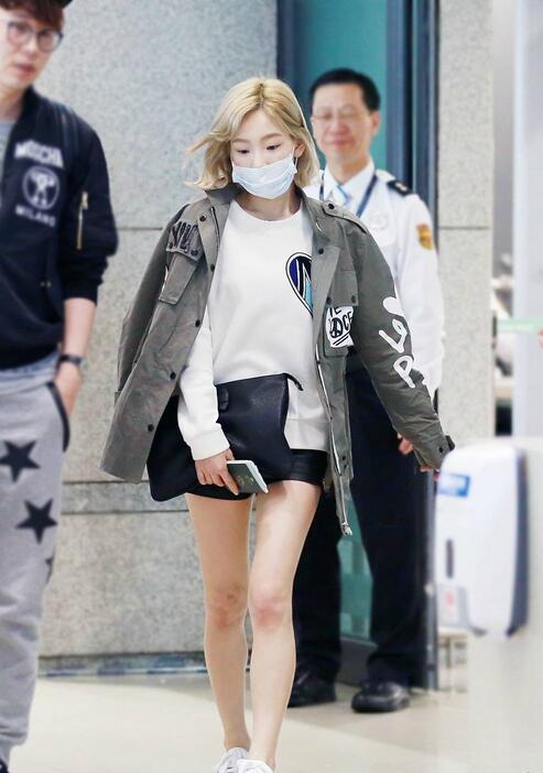 矮个子女星穿衣有招 金泰妍示范显高搭配