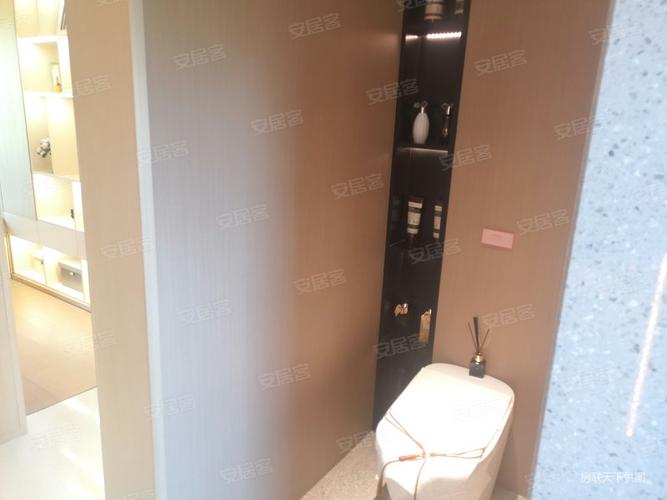 龙湖昱城.中央商务区.昱华,瑞华 环绕