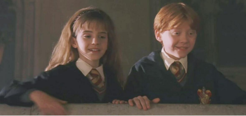 原创赫敏选择罗恩绝对不是强行组合,罗恩的优点只是被电影弱化了