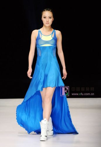 "觉醒"2013乔丹春夏流行趋势发布会(图)