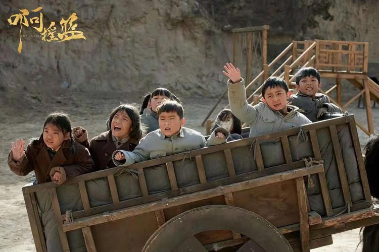 《啊摇篮》热播,小演员王浥尘演绎红色血脉_电影新闻