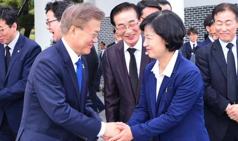 韩国丑闻再现,文在寅:清者自清!