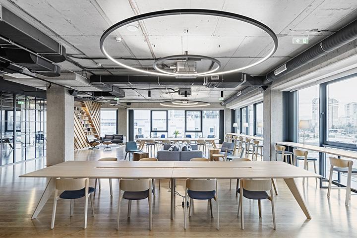 简约工业风 保加利亚this way联合办公索菲亚空间设计欣赏