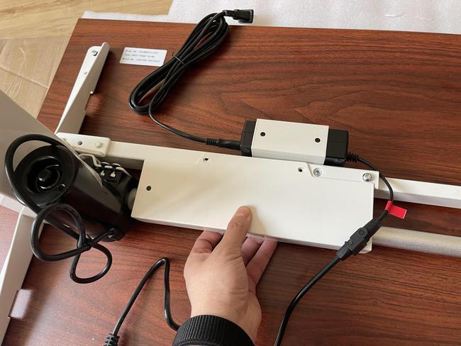 一千出头的fitstand ef2电动升降桌到底如何?装一台大家一看便知