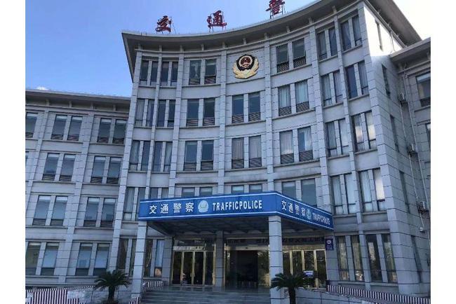 江西上饶经开区交警大队9.6万拍卖办公楼