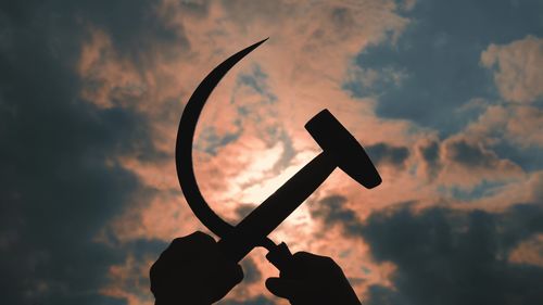 镰刀和锤子组成图案_3840x2160_高清视频素材下载(编号:3069091)_实拍