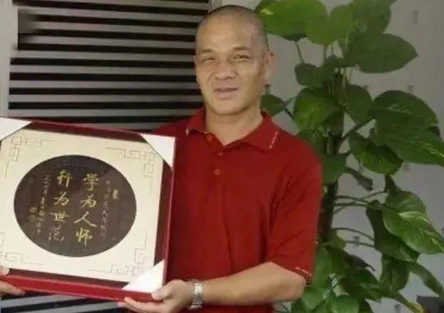 九江黑老大严老咪覆灭记深度报道