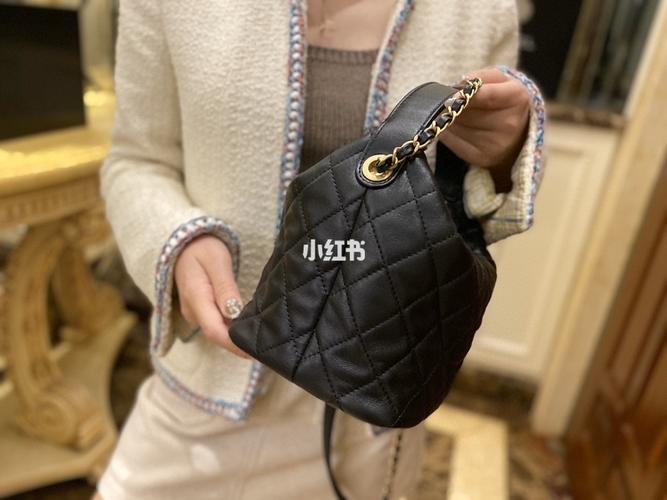 香奈儿chanel～新款hobo嬉皮包_香奈儿怎么样_斜挎包