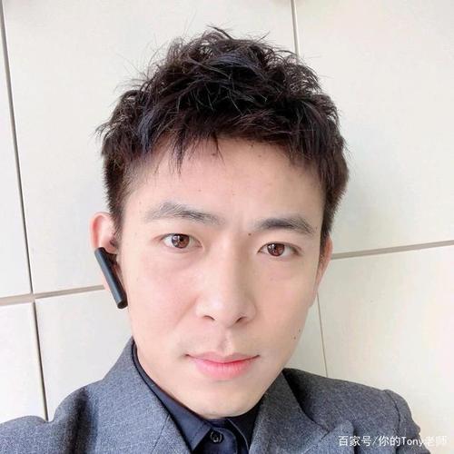 咱们不能怪托尼老师,是咱们的发型不适合咱的脸型呢