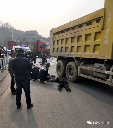 昨日建民转盘惨烈车祸致1人死亡!全城寻找目击绿皮出租车!【959扩散】