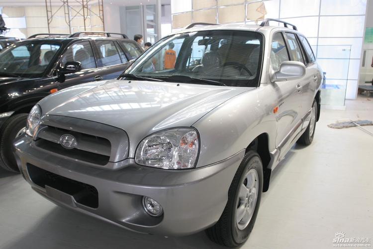 7v6华泰圣达菲多少钱老款华泰圣达菲圣达菲2.