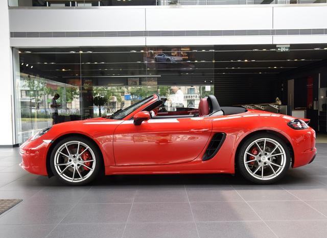 一百万以内适合女孩子的小跑车,不管哪个开出去都能