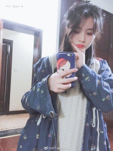 洪一诺头像.