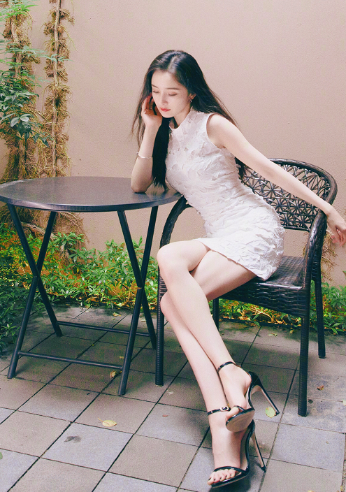 有一种"厉害"叫女明星的高跟鞋,杨颖热巴还好,江疏影还穿着跳舞!