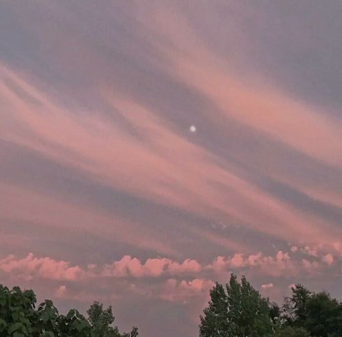 ins·神仙天空·背景图:终有弱水替沧海,再无相思寄巫山!