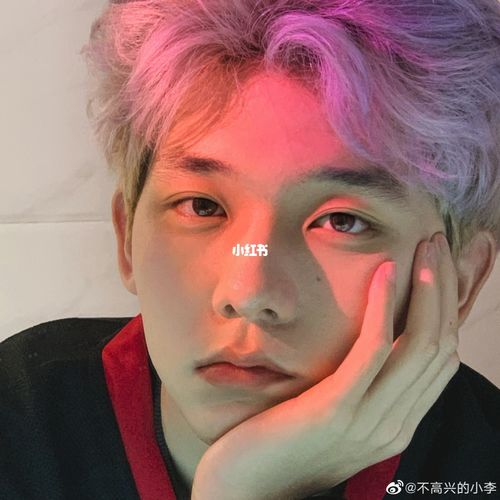 不高兴的小八_摄影_生活记录_接地气生活