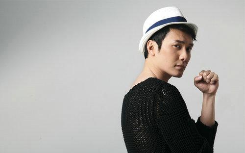 冯绍峰为什么叫冯双龙