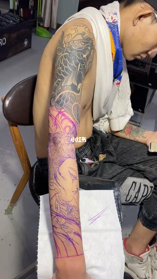 花臂遮盖-花臂鲤鱼-艺妓纹身_花臂_鲤鱼_纹身_美妆