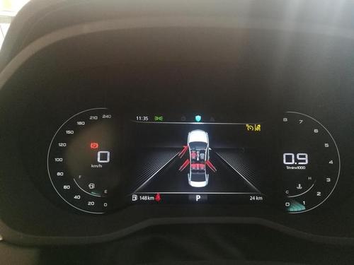 荣威i5来了 云南嘉信首登陆 探店实拍 深度解析