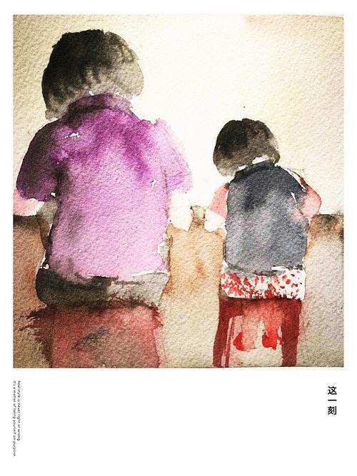 今天熙姐带着小女儿来工作室学画,从后面看着母女俩的背影,很是温馨