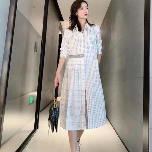 2021春款女装,2021春夏新款女装 欧阿玛施旗女装2021春新款拼接数字no5中长款衬衫连衣裙女防晒衣