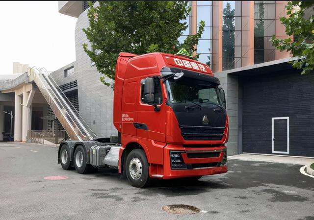 中国重汽又有5款600马力的重卡上新卡友对大马力车型需求如何