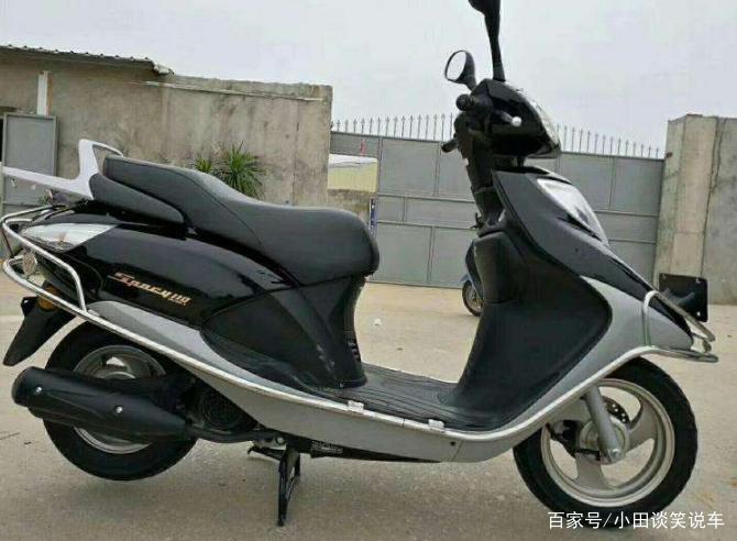 五羊本田睿影110来了,6.3kw功率110cc,高速100不飘,1.2万